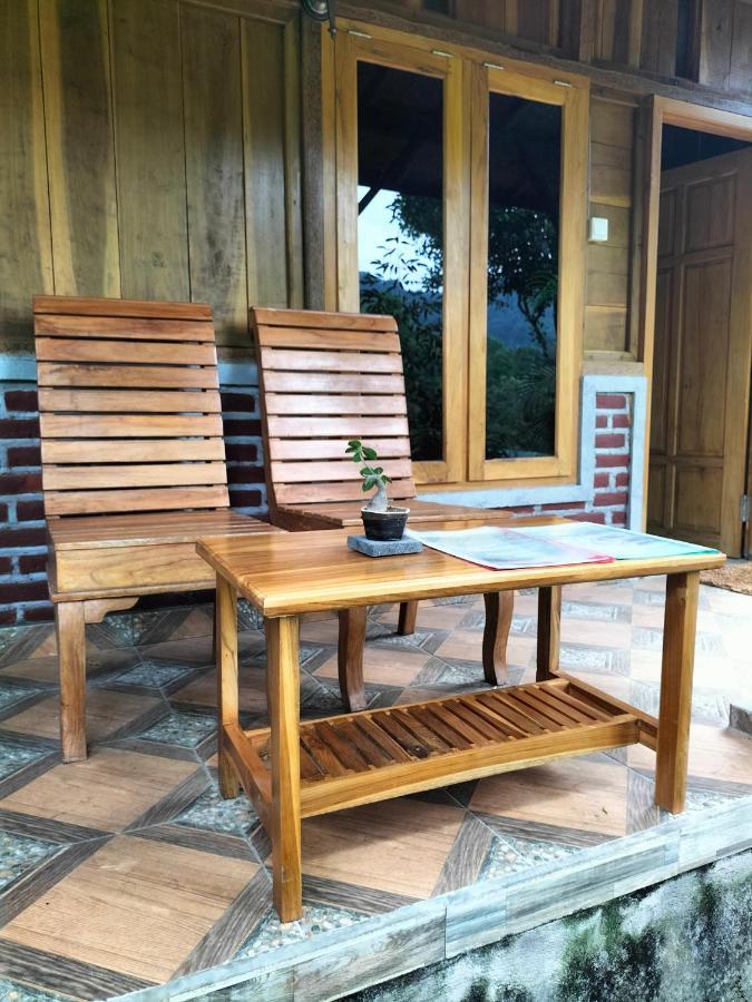 Friendly Homestay Lemukih Singaraja Екстериор снимка