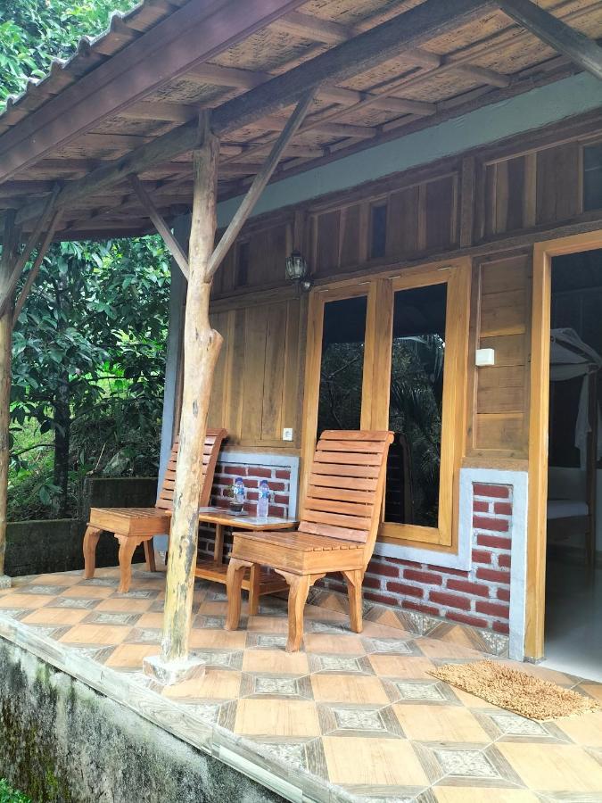 Friendly Homestay Lemukih Singaraja Екстериор снимка