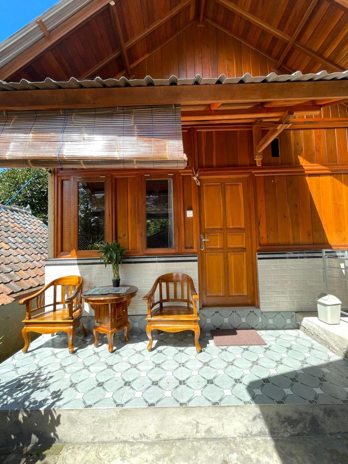 Friendly Homestay Lemukih Singaraja Стая снимка