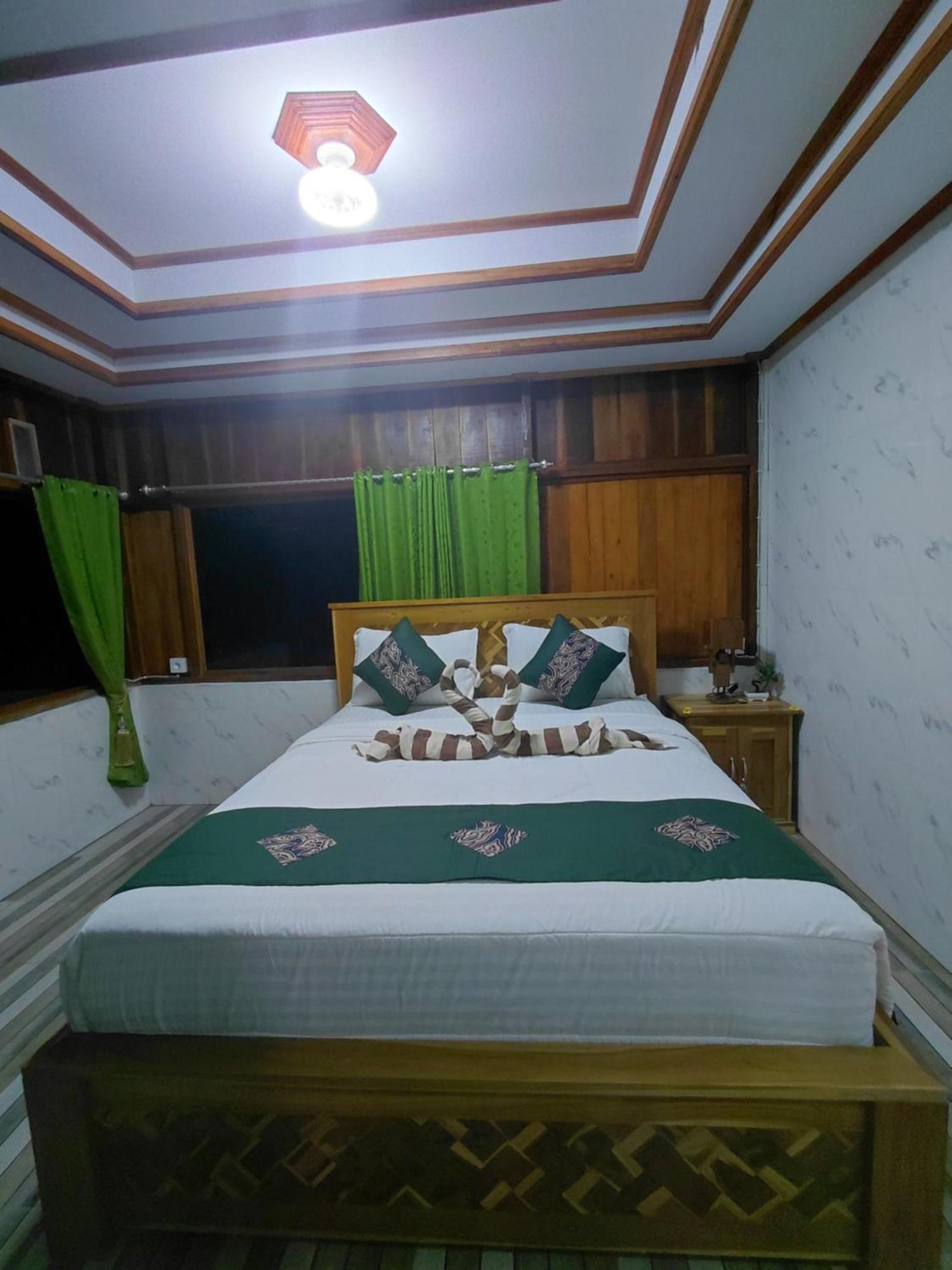 Friendly Homestay Lemukih Singaraja Екстериор снимка