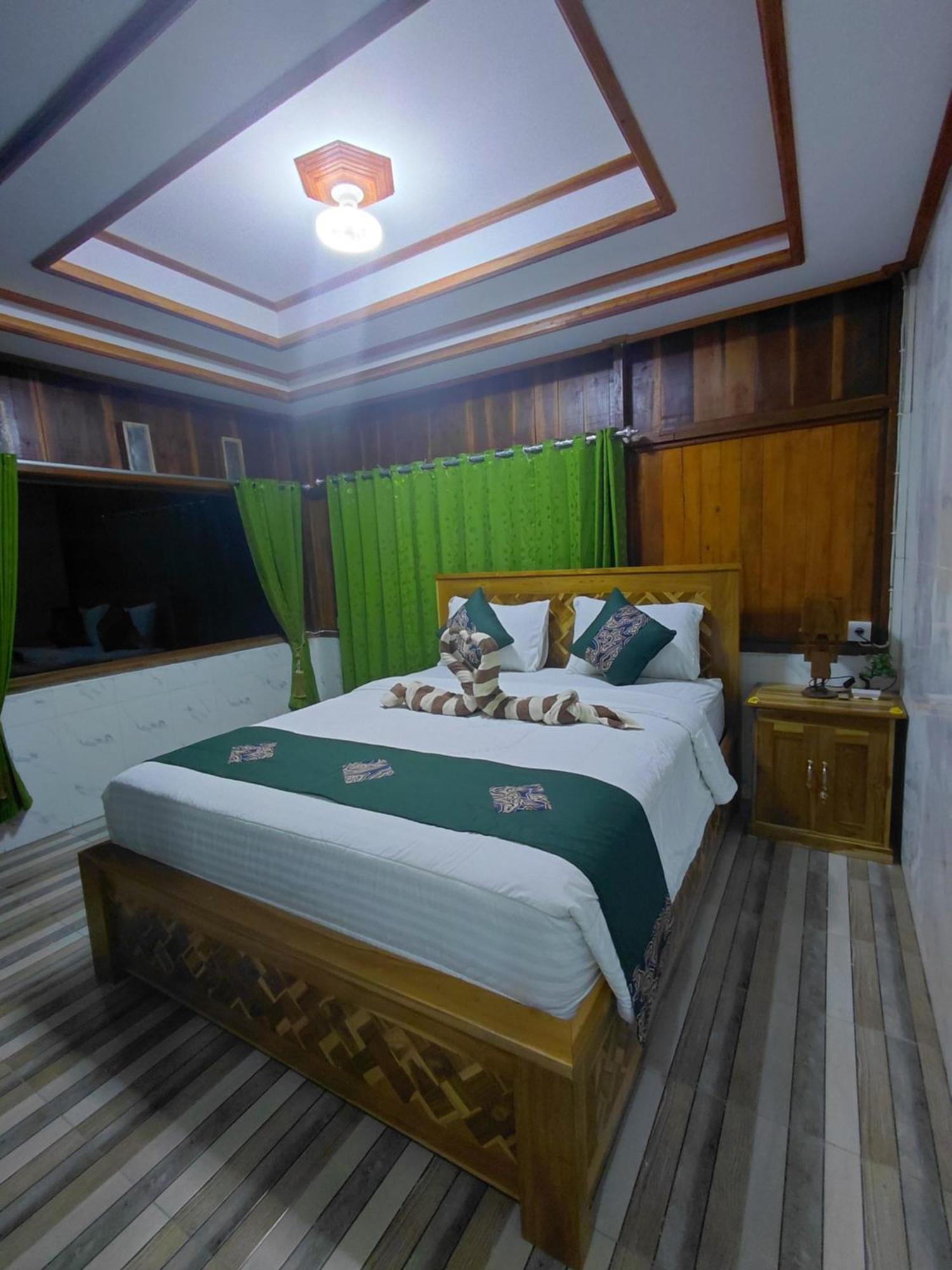 Friendly Homestay Lemukih Singaraja Стая снимка