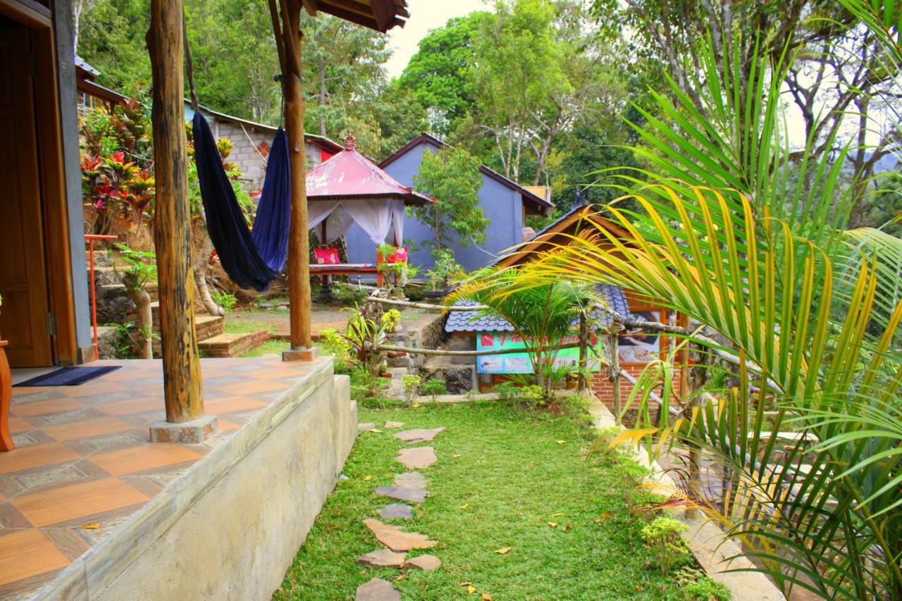 Friendly Homestay Lemukih Singaraja Екстериор снимка